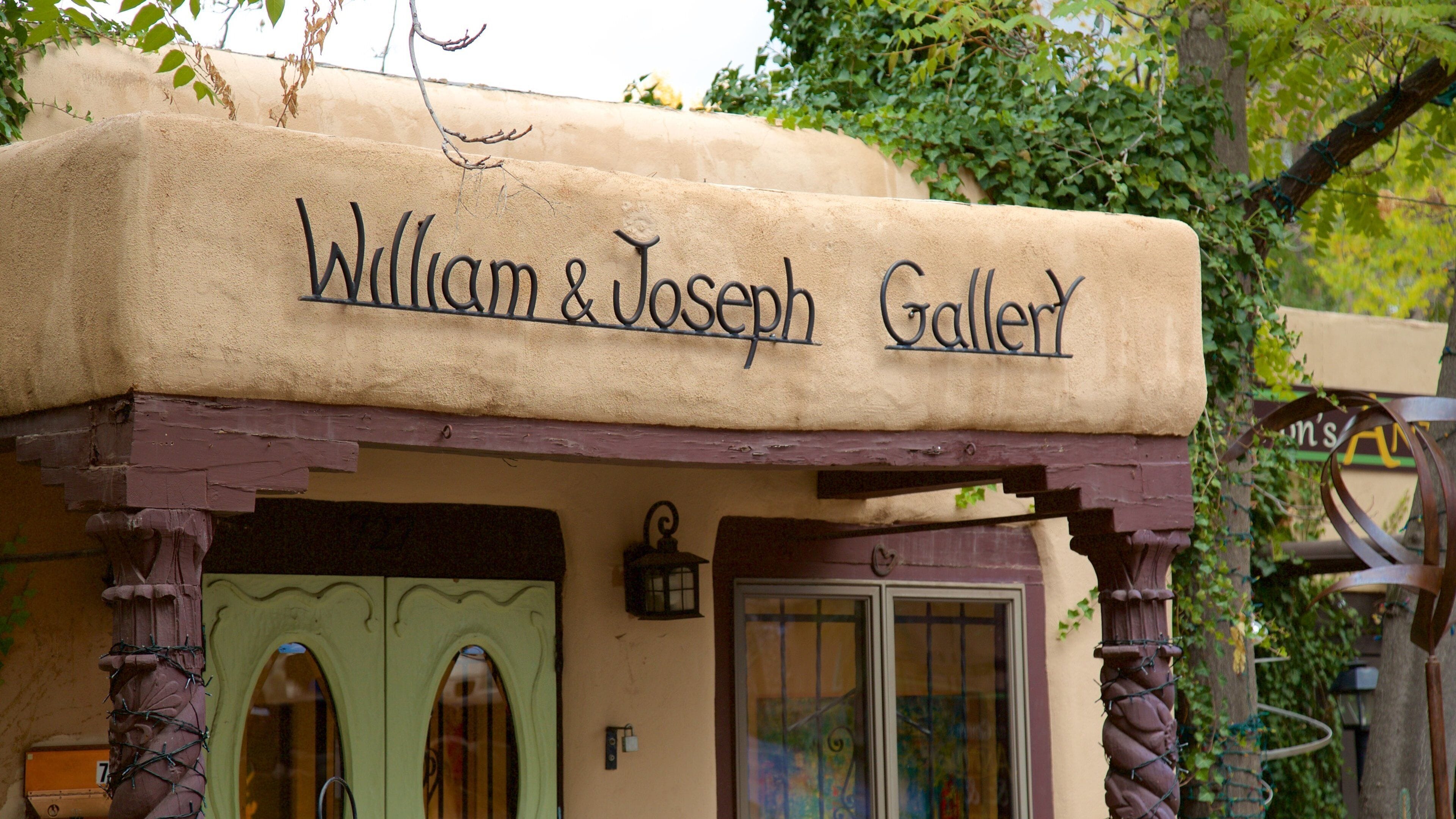 Canyon Road montrant signalisation