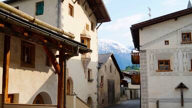 Quaint narrow streets of Muestair, Region Engiadina Bassa / Val Muestair im Schweizer Kanton Graubuenden