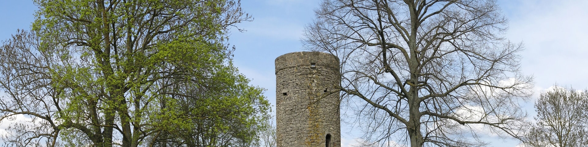 Galgenturm near Mellrichstadt, seen from south
