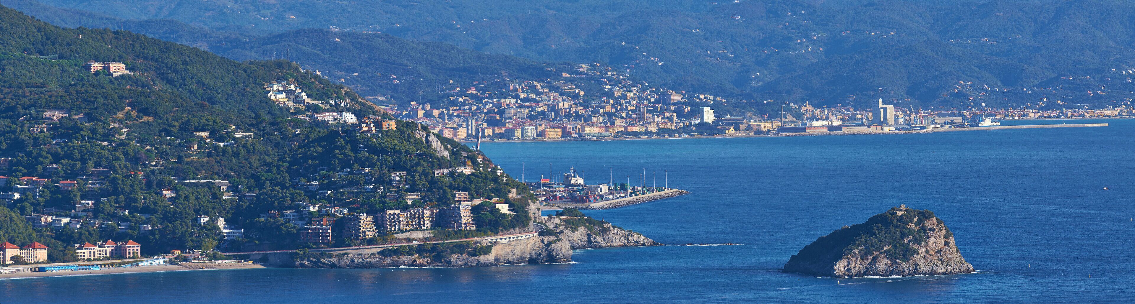 Vista verso Savona, telefoto