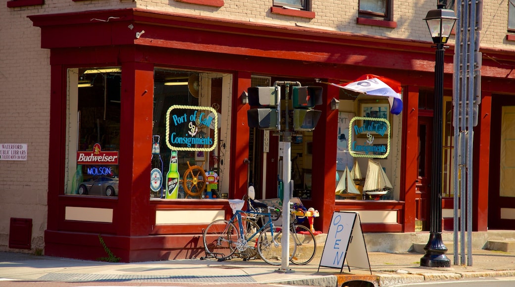 Waterford showing street scenes