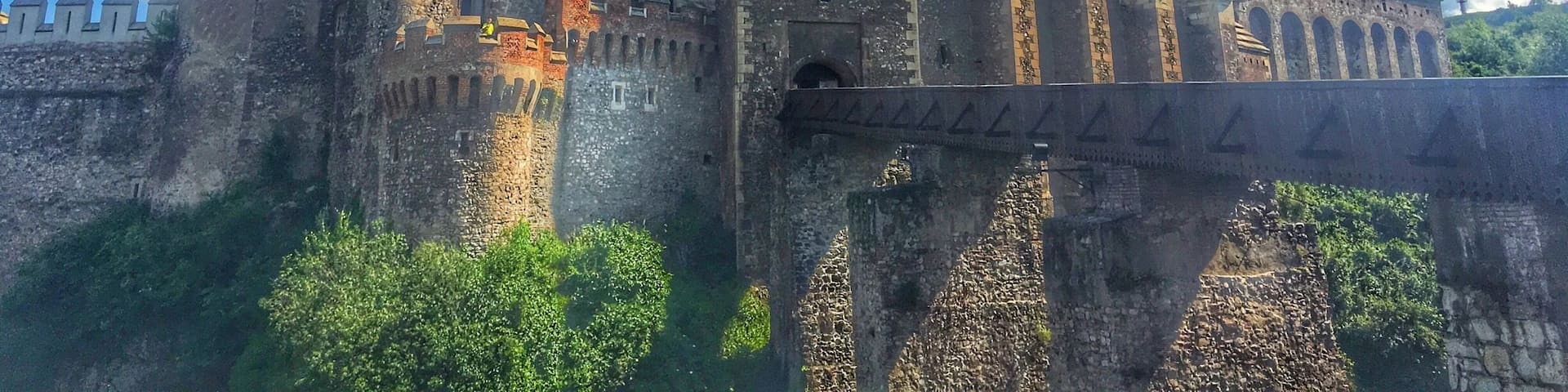 It is a must see place in Transyilvania.
Full of legends, scary corridors, makes your hair raise on your arm!