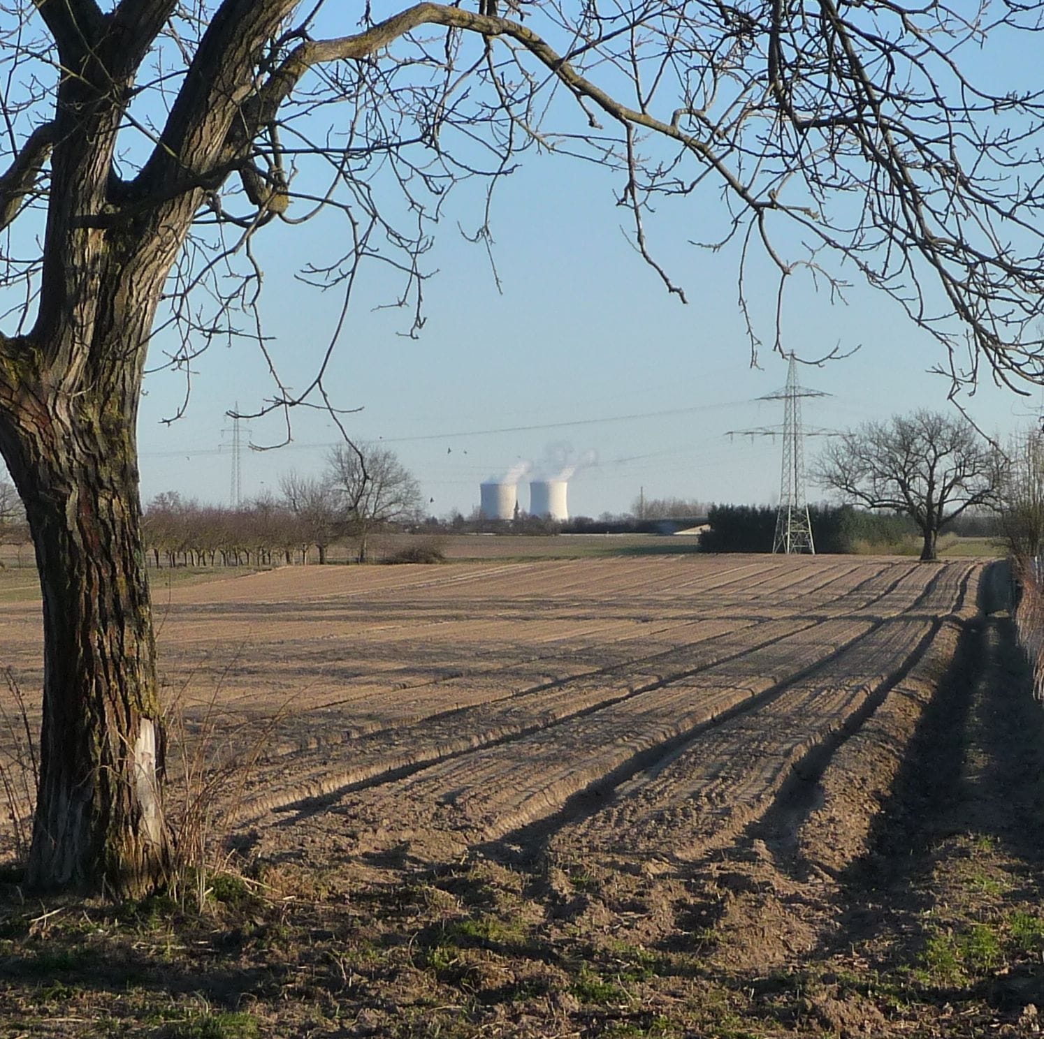Blick zum AKW Philippsburg
