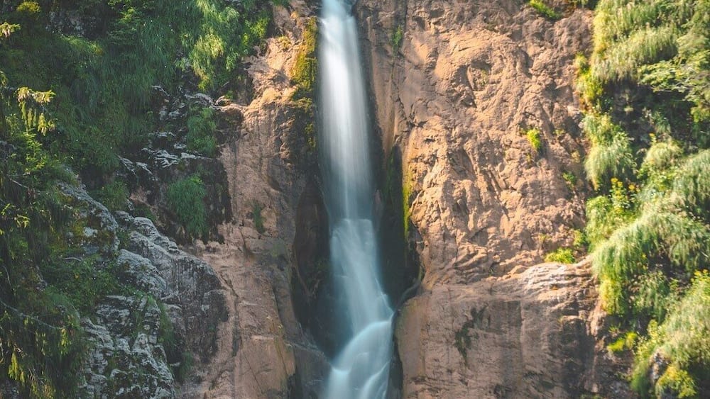 What a beautiful waterfall!