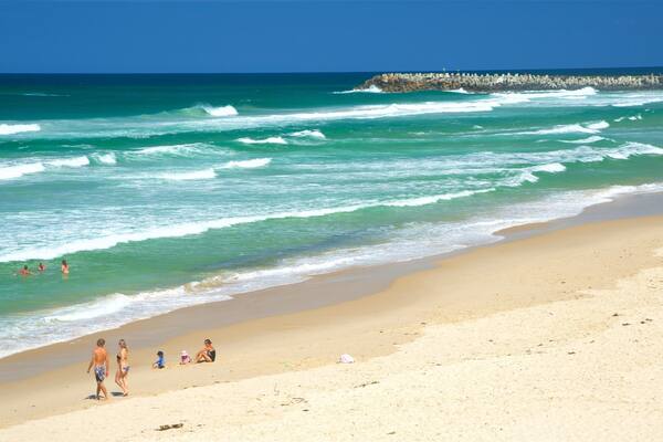 Ballina which includes a beach