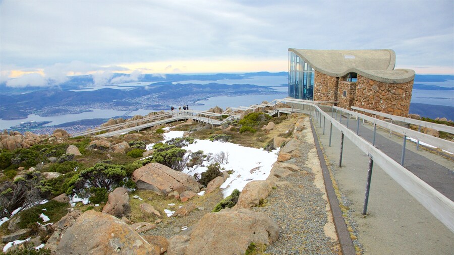 Mt. Wellington showing tranquil scenes, views and mountains