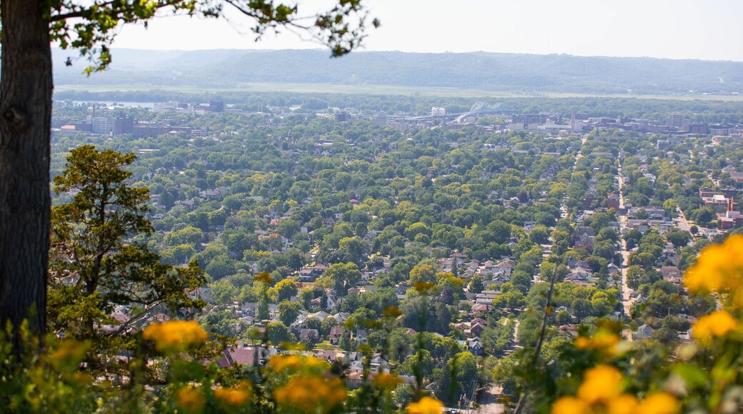 Grandad Bluff Park