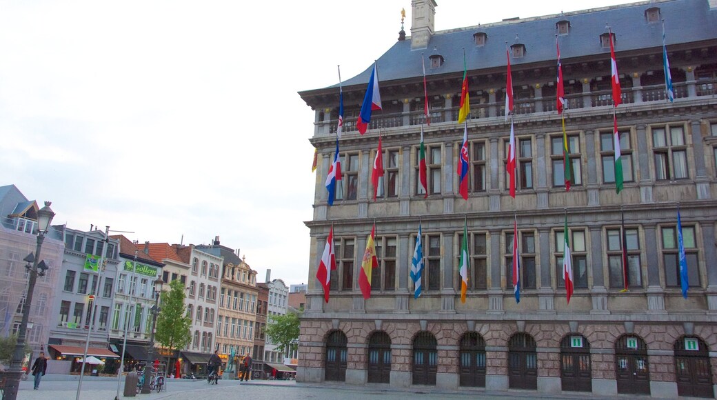 Old Town which includes a city and heritage architecture