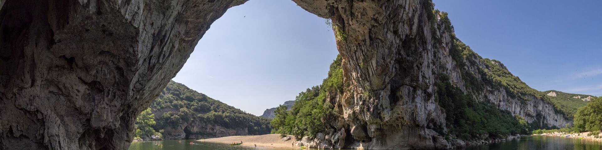 Panorama vom Pont d'Arc, Ardeche, Frankreich