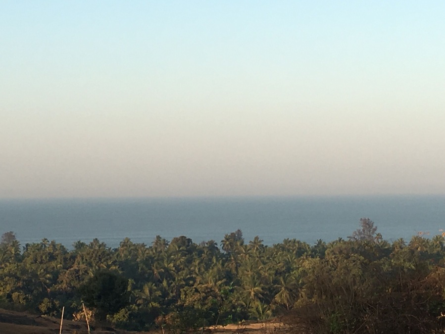 Witness this view from a temple at Anjarle Ratnagiri . The temple is of Lord Ganesha and it's 750 years old temple. #mustvisit