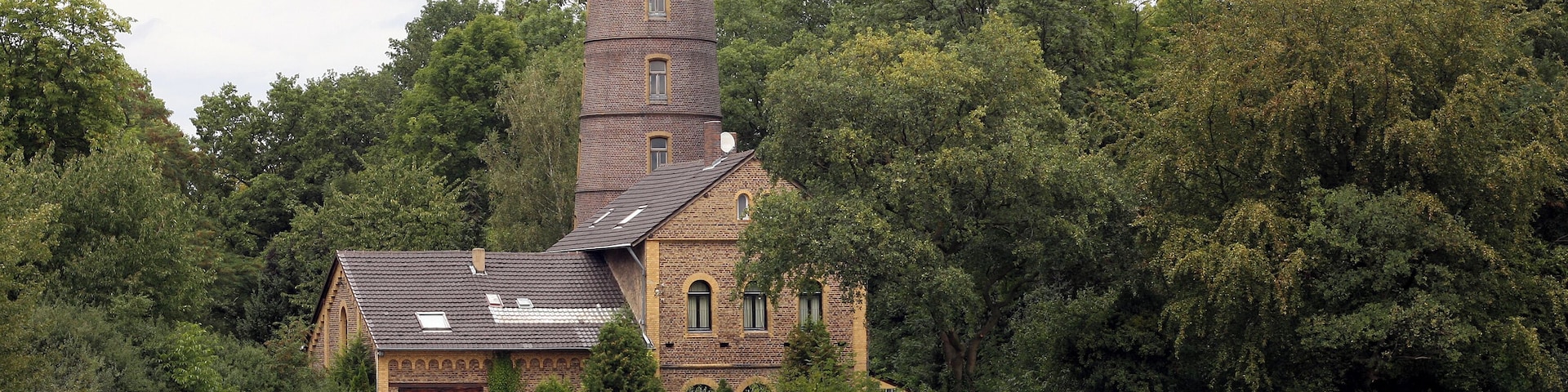 This image was uploaded as part of Wiki Loves Monuments 2011.