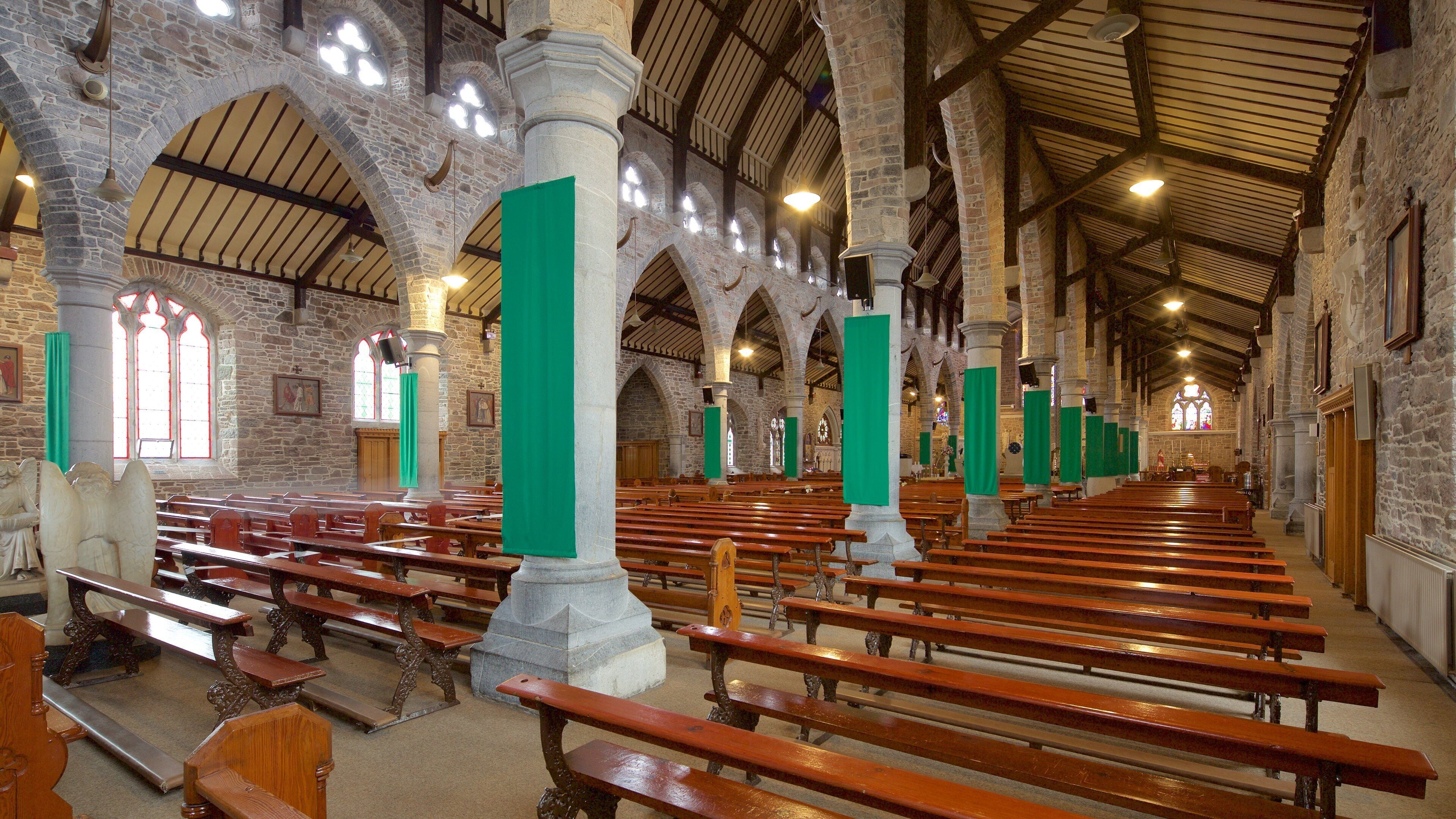 St. John\'s Parish som viser religiøse elementer, en kirke eller en katedral og kulturarvsgenstande