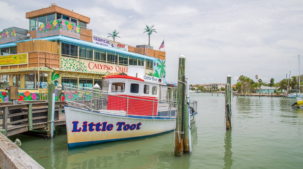 Clearwater Municipal Marina featuring signage and a bay or harbor
