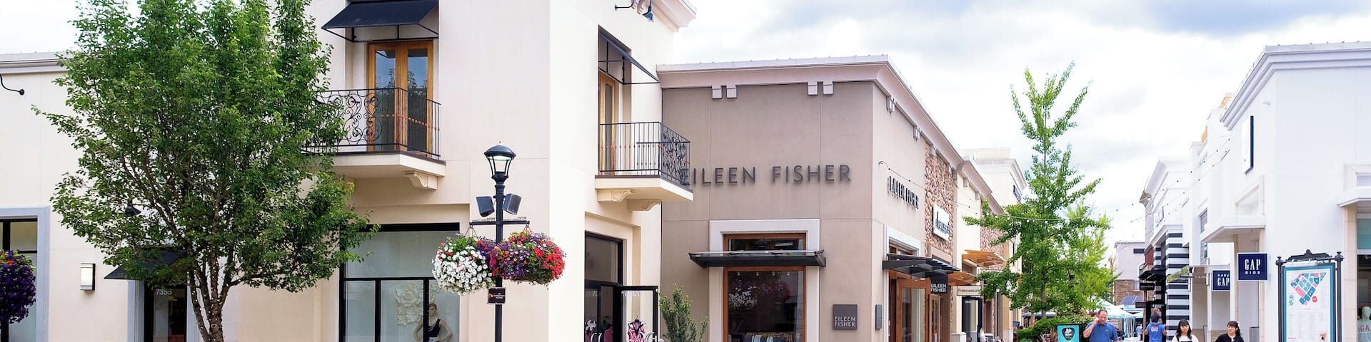 Portland_BridgeportVillage_6180355-10-3