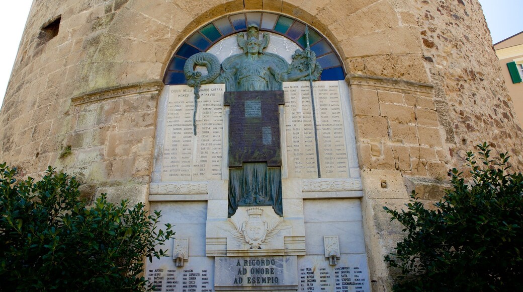 Alghero fasiliteter samt historisk arkitektur