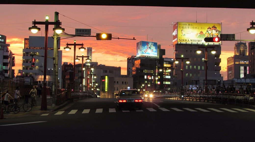 Walking back to Asakusa from Tokyo Skytree. Why do the sunsets always look so good in Tokyo?
