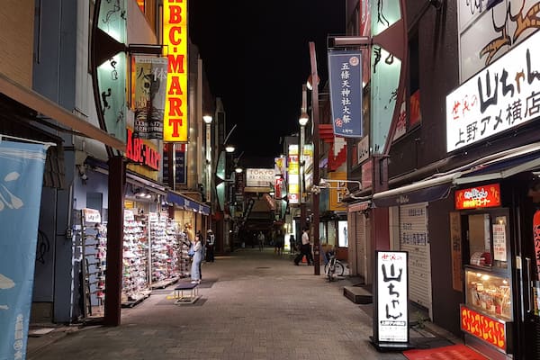 Here is a little street late at night near Akihabara and Ueno park.
#japan #tokyo #akihabara #city #streets #neon #lights #night #shops #restaurants