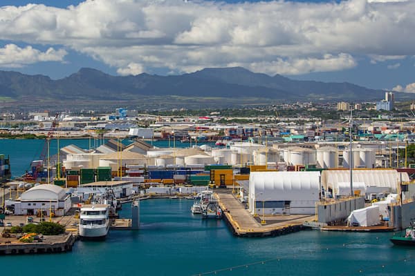 Aloha Tower featuring a marina