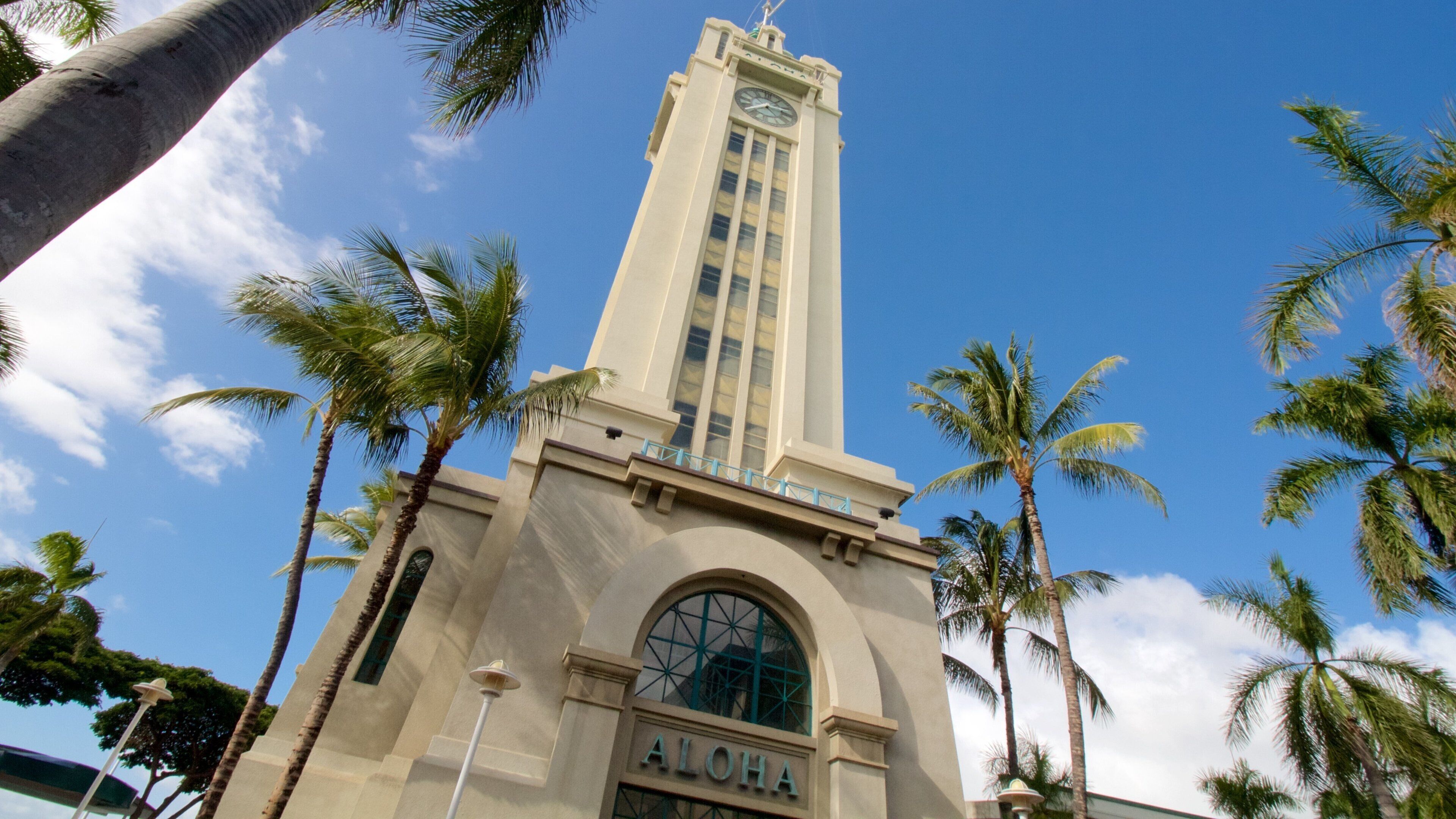 Aloha Tower qui includes architecture moderne
