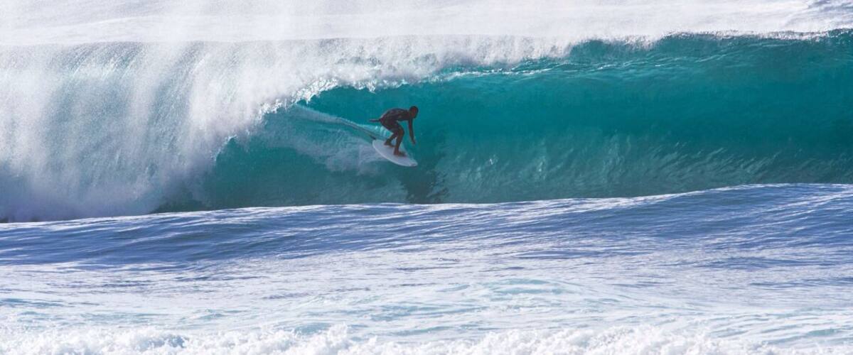 Monsters are real!!! One incredible bomb off the 2nd reef.