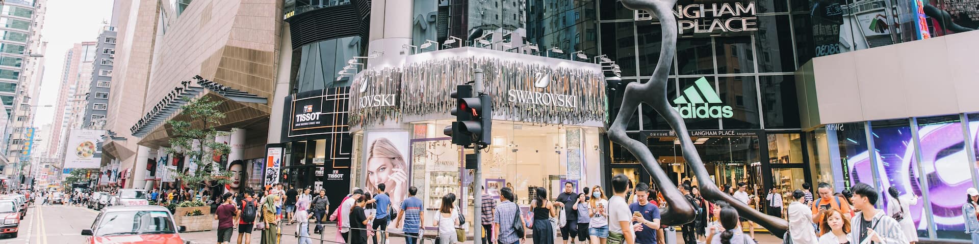 HongKong_LanghamPlaceMall_6181353-02