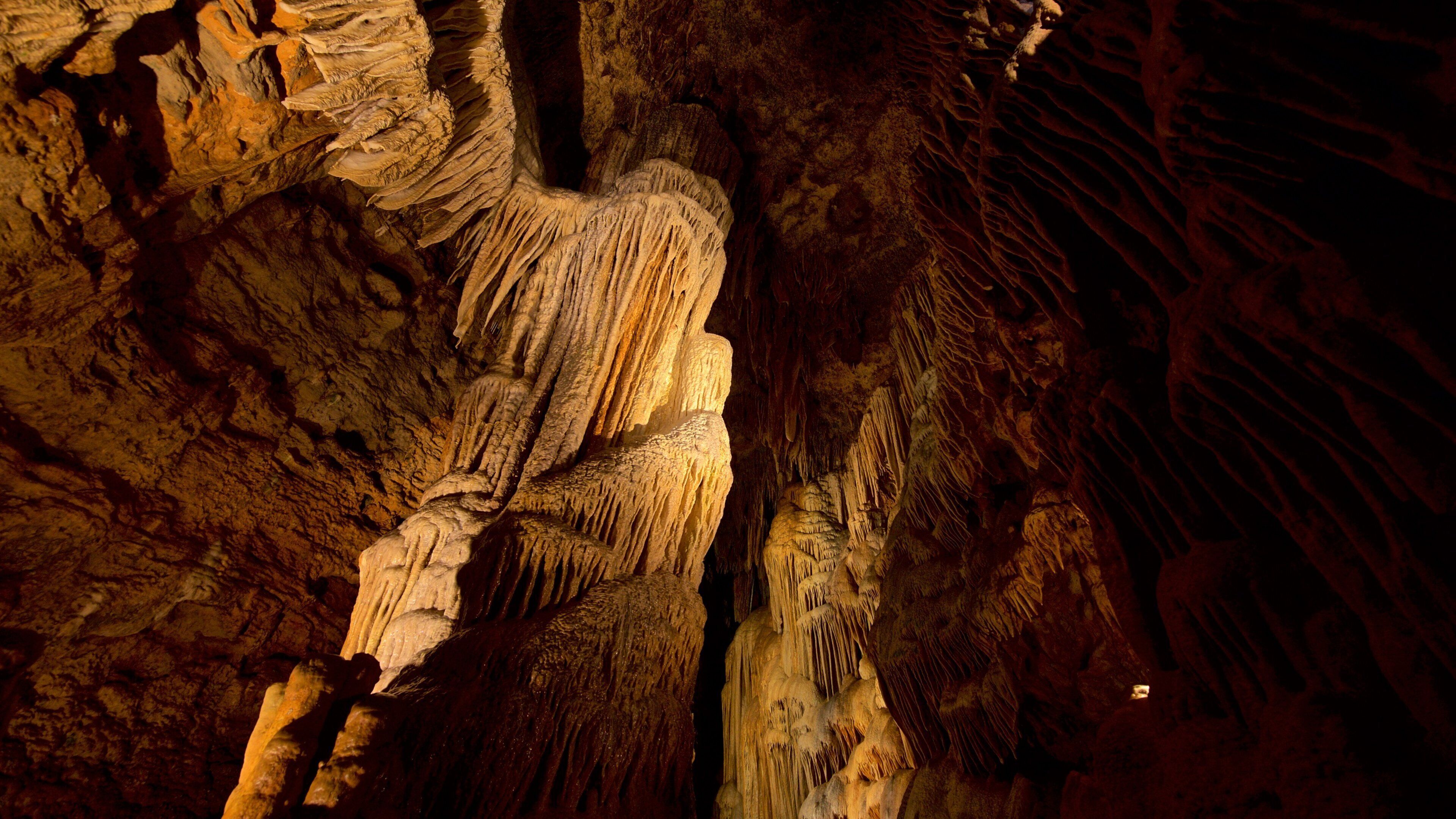 Bridal Cave which includes caves