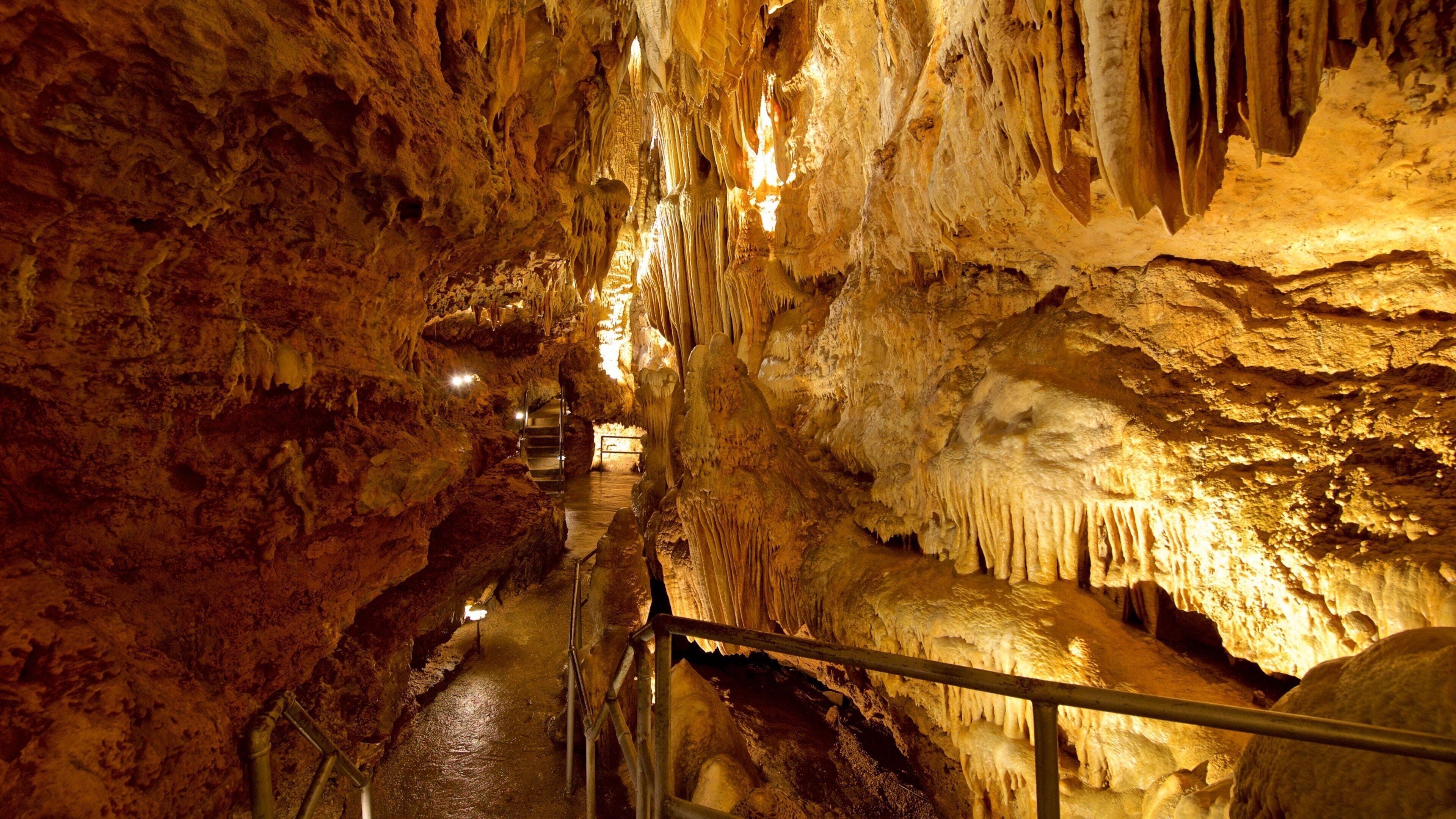 Hang Bridal có tính năng hang động