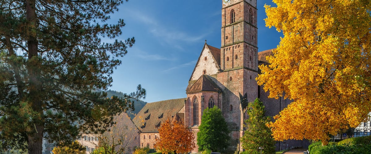 Kloster Alpisbach im Herbst