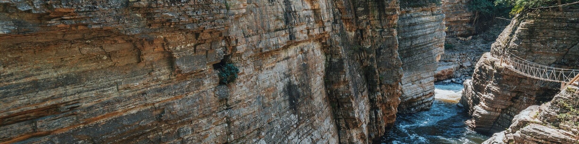Ausable Chasm
#ausablechasm #chasm #gorge #river #water #ny #adirondacks #nature #landscape #hike #hiking