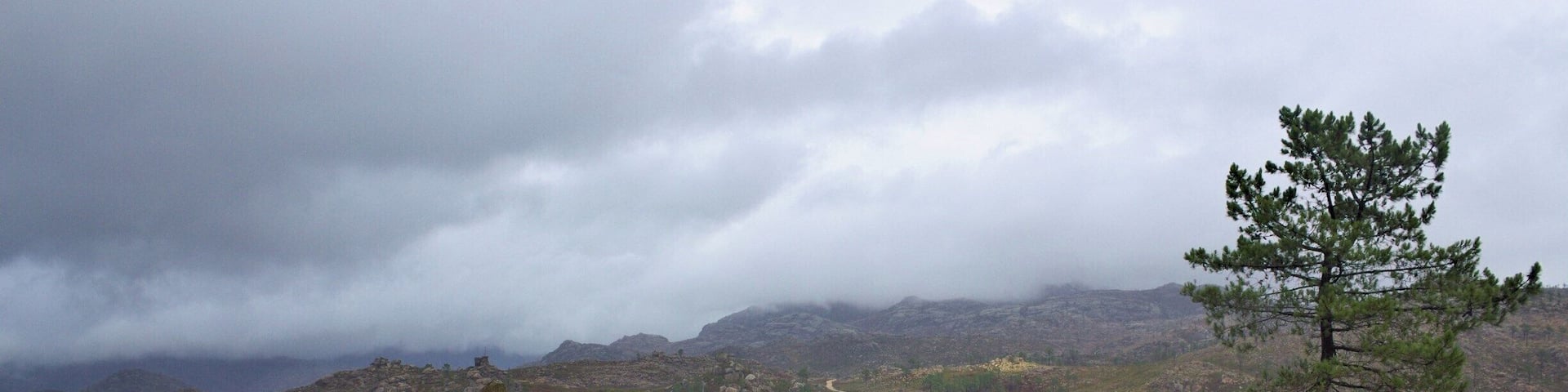 Wanderung von Covide zum Calcedonia.
Hiking up to Calcedonia from Covide.