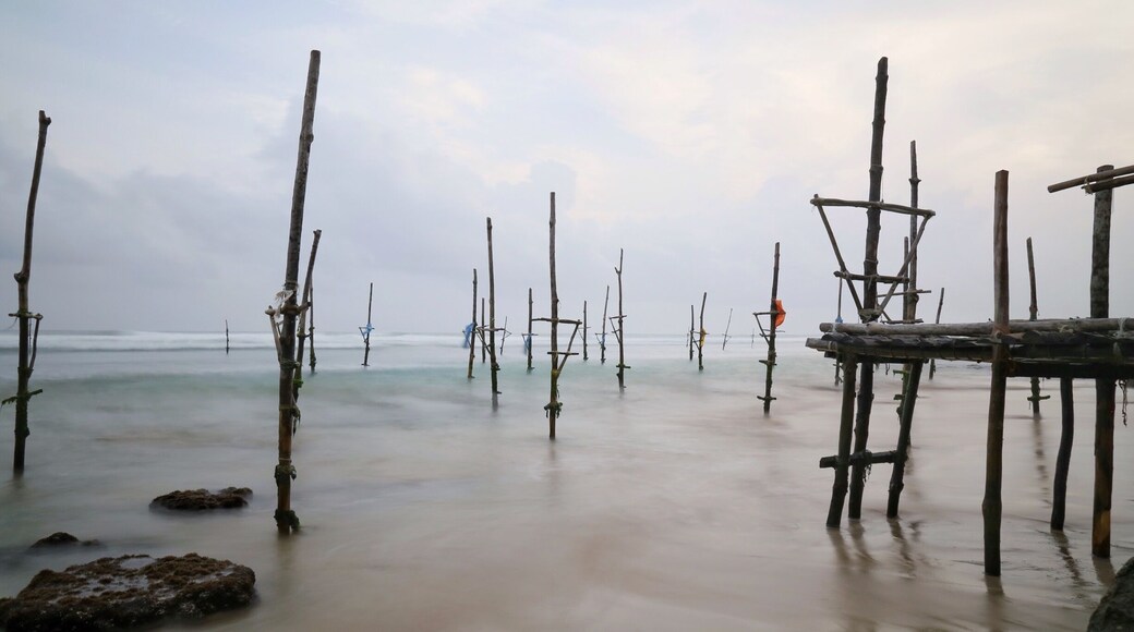 Sri Lanka is famous for it's iconic Stilt Fishermen, a technique they invented during World War II, sadly today it is a dying art.
#LifeAtExpedia
#Beach
#Summer
#SriLanka
