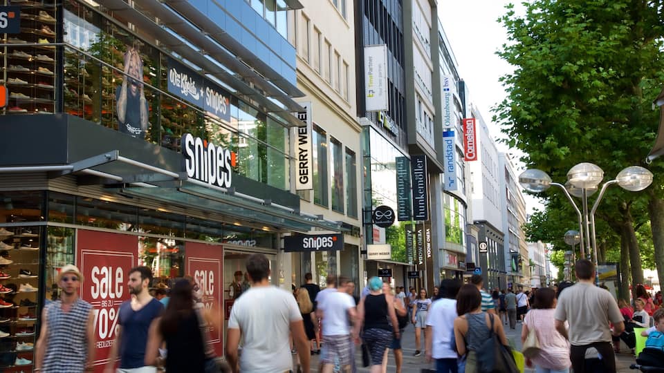 Stuttgart y también un grupo grande de personas