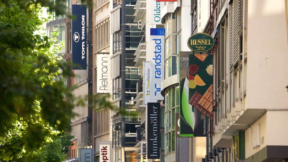 Konigstrasse which includes signage