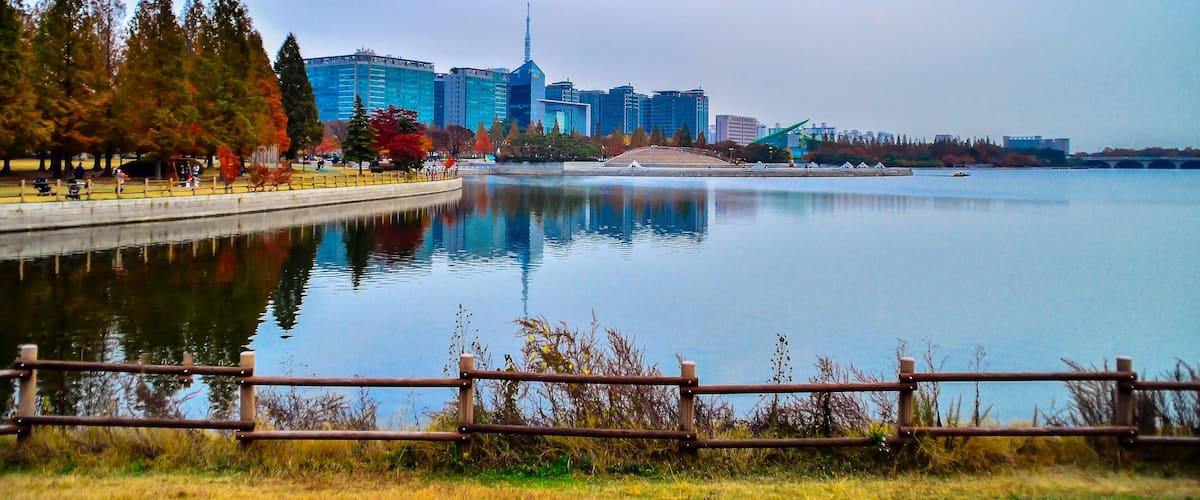 autumn at hosu park goyang city south korea, Shutterstock ID 1196388550, SF SSA Case with Manager Approval: Case 07151371, Job: Prepay credit, Client/Licensee: , Other: