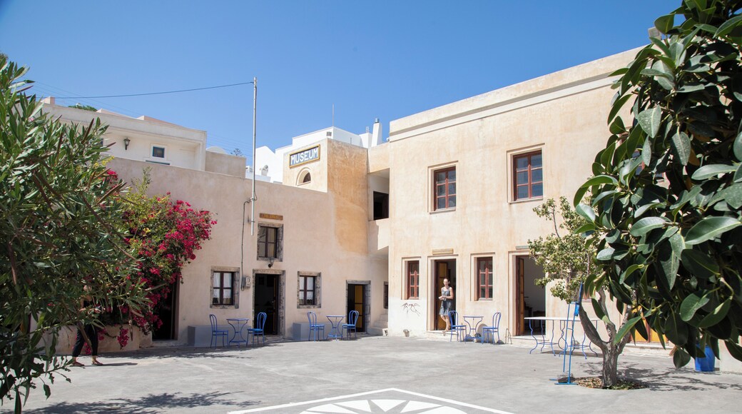 Santorini_SantoriniFolkloreMuseum_6183953_16