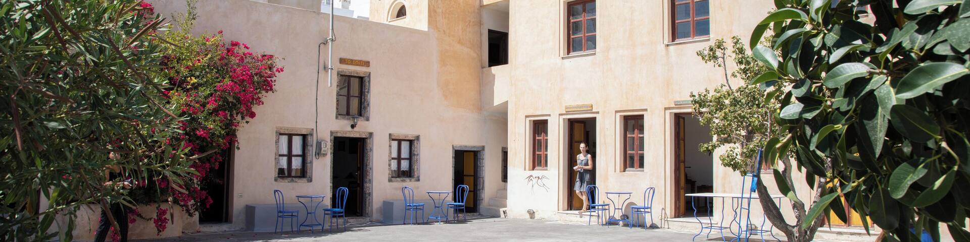 Santorini_SantoriniFolkloreMuseum_6183953_16