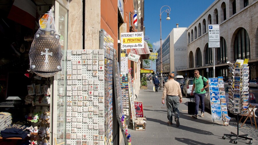 Via Marsala showing a city, street scenes and markets