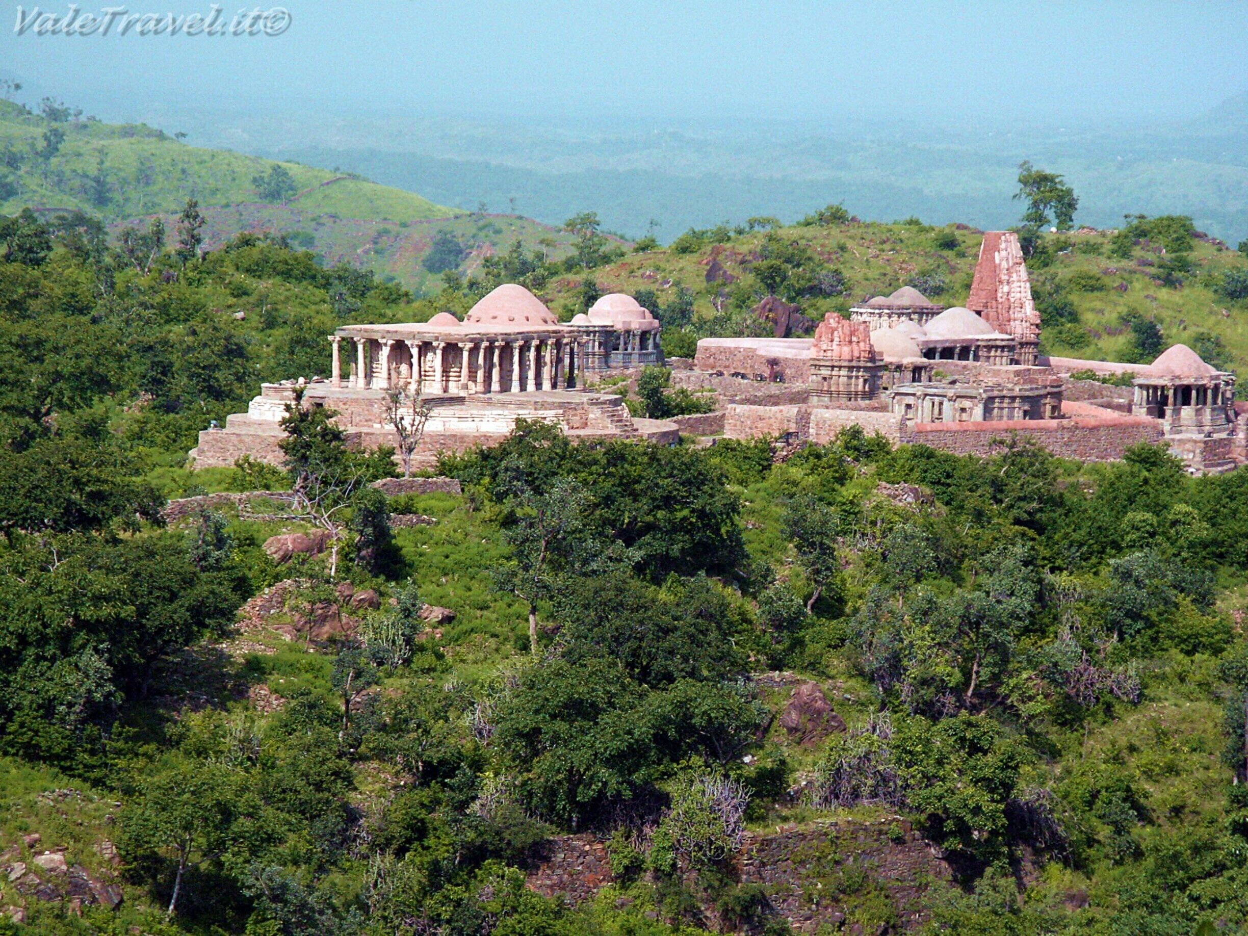 Old ruins view from Kumbhalgarh Fort