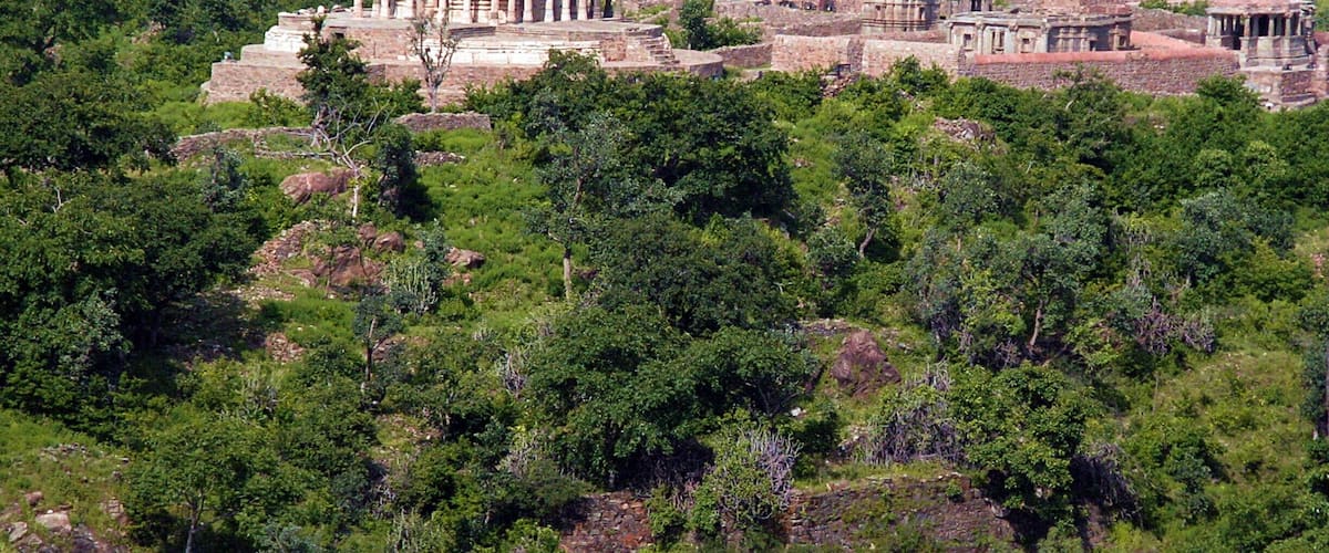 Old ruins view from Kumbhalgarh Fort