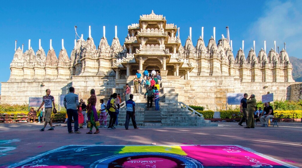 Interestingly, this massive light-coloured-marble Jain Temple at Ranakpur in Rajasthan (India) was not built by a King or Ruler, instead it is product of a divine vision of a local business person. Temple dates back to 15th century. 1444 marble pillars, carved in exquisite detail, support the temple. The pillars are all differently carved and no two pillars are the same. Also all the statues face one or the other statue. A truly man made miracle somewhere lost on the map of India.
#LifeAtExpedia