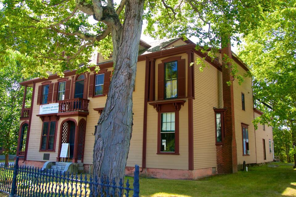 A historic building with a sign reading "Chamberlain Days".