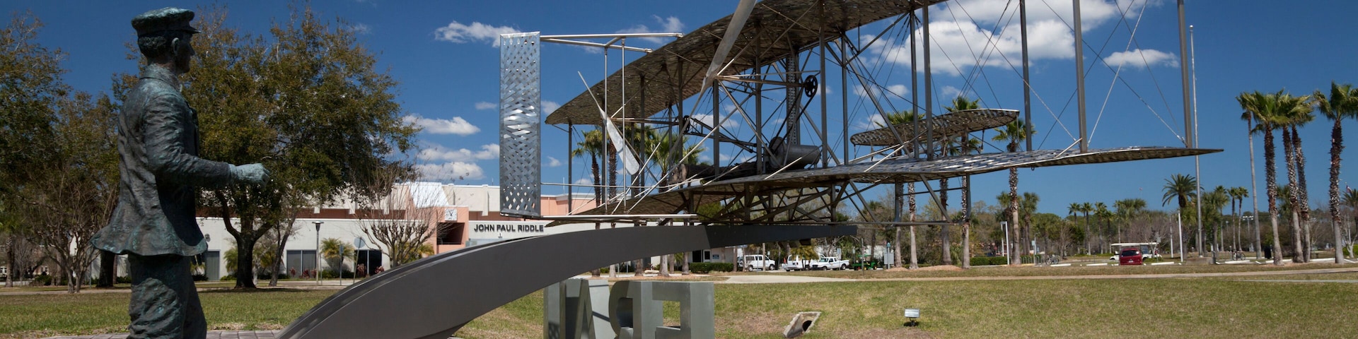 C3RBT9 Life size replica of first airplane and the Wright Brothers at Embry-Riddle Aeronautical University, Daytona Beach, Florida, USA