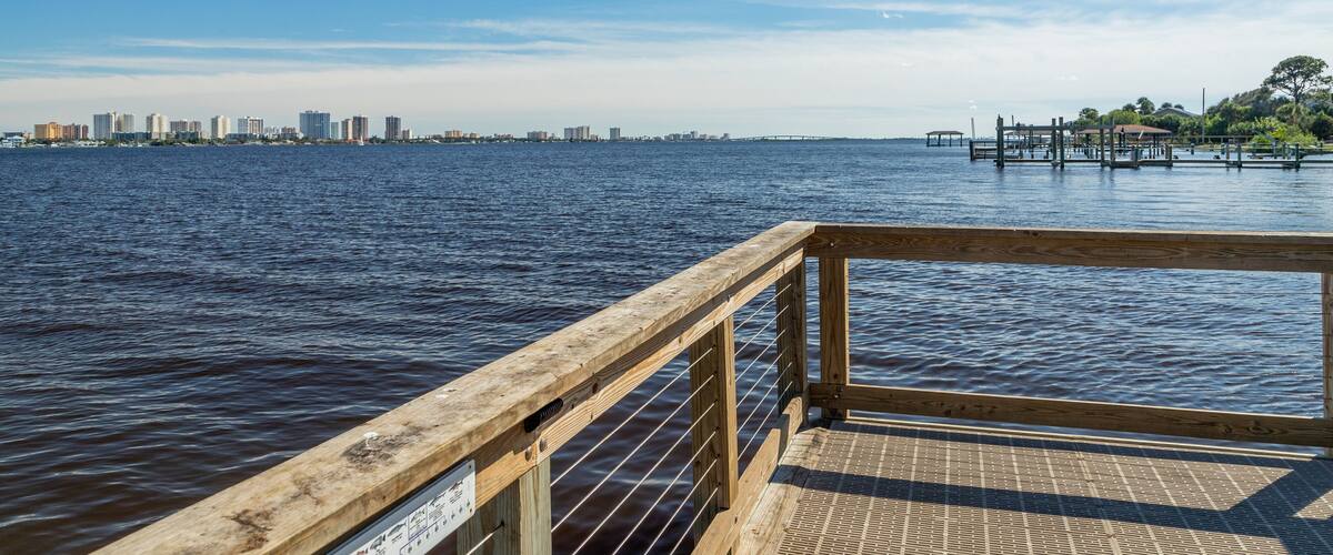 South Daytona which includes a bay or harbor