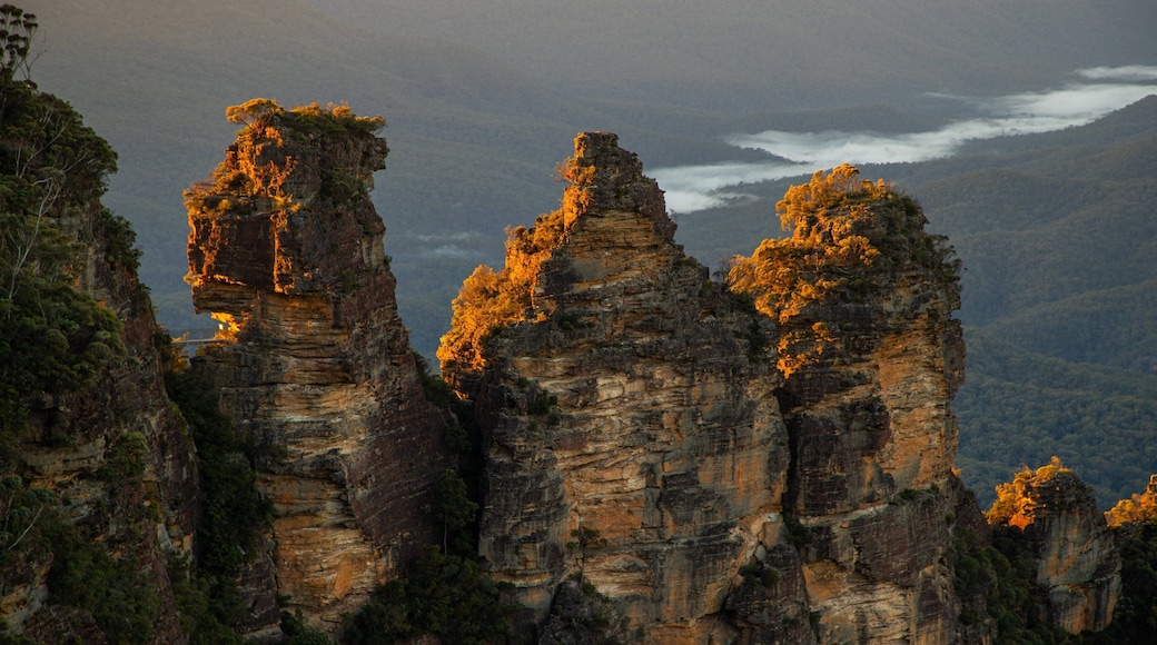 Three Sisters showing a gorge or canyon and landscape views