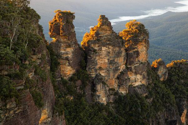 Three Sisters showing landscape views and a gorge or canyon