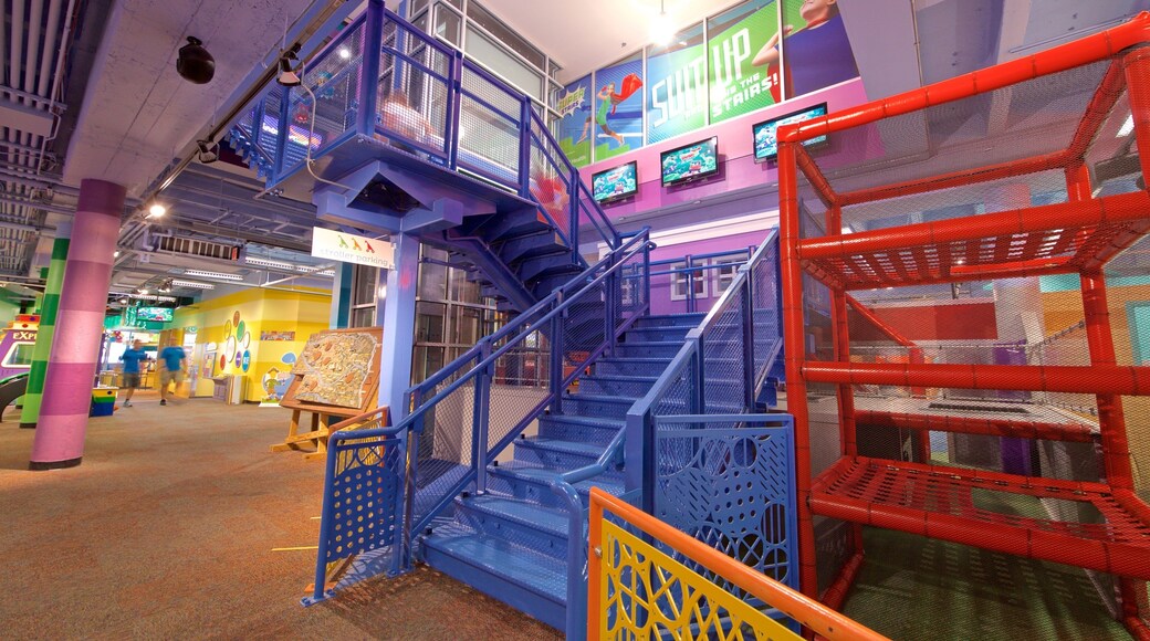 Museo de los Niños de Omaha que incluye vista interna