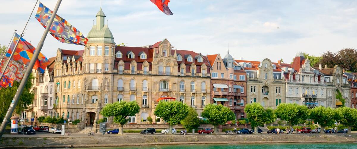 康斯坦斯港 设有 河流或小溪