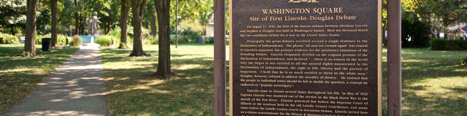 Washington Square Park mettant en vedette parc et signalisation