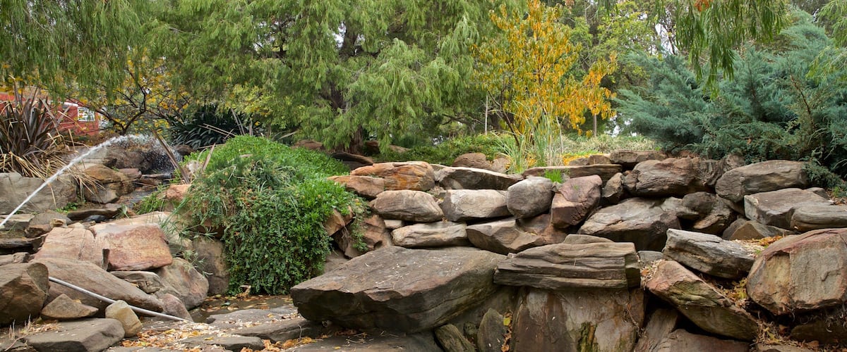 Veale Gardens which includes a park