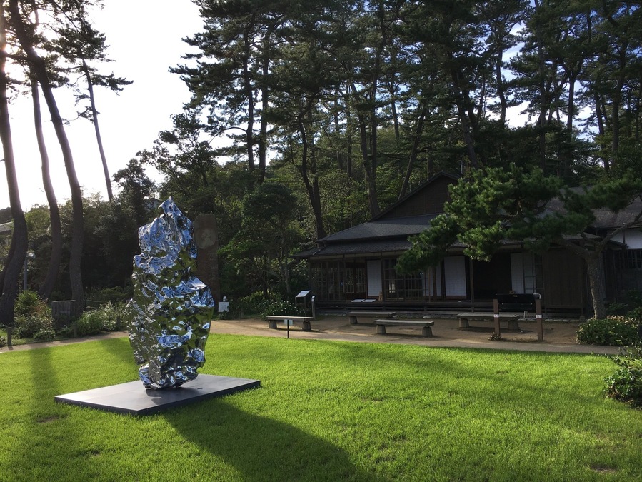 In the garden of Tenshintei.